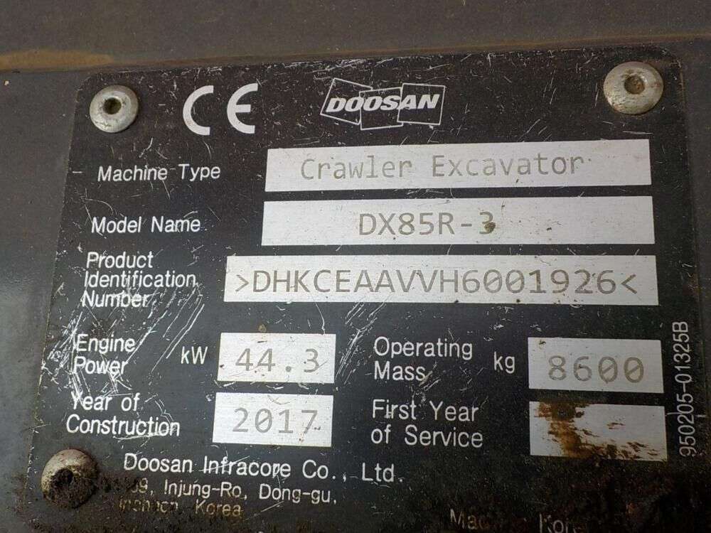 DOOSAN DX85R-3 mini excavator - Photo 30