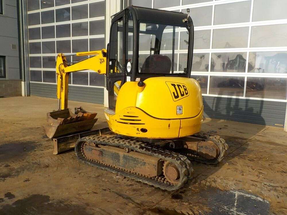 JCB 802 mini excavator - Photo 2