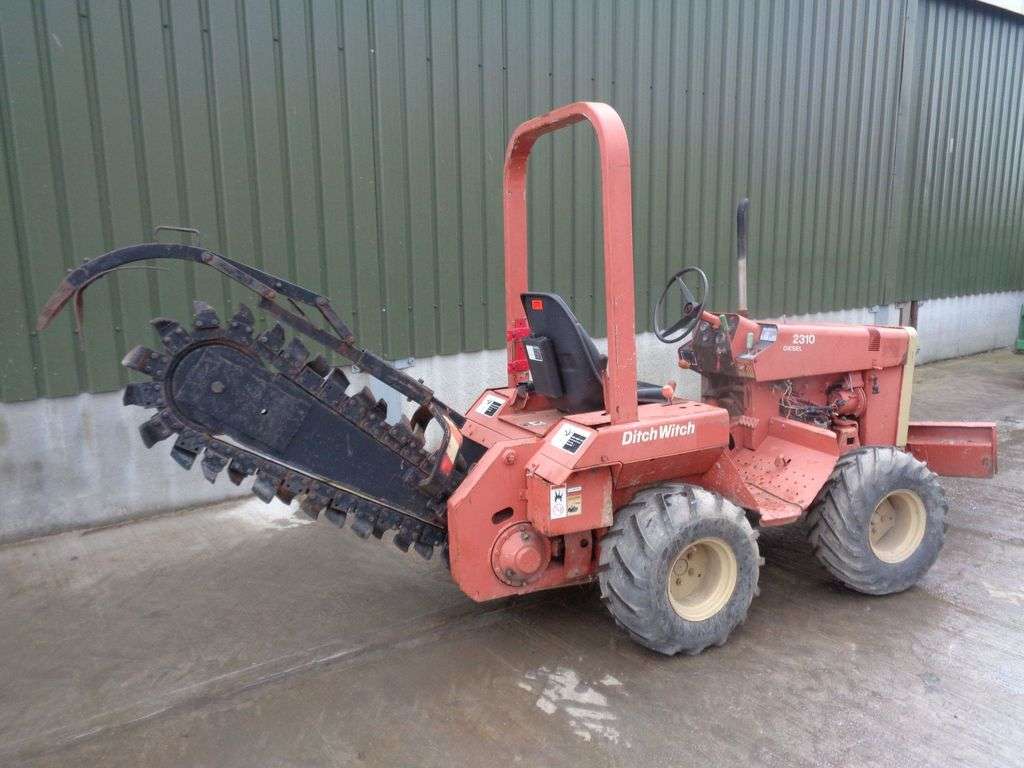 DITCH-WITCH 2310 Diesel Trencher trencher - Photo 8